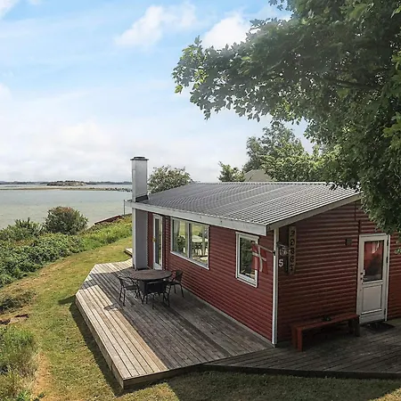 4 Person In * Martofte
