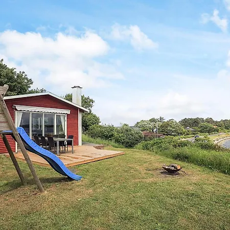4 Person In 펜션 Martofte