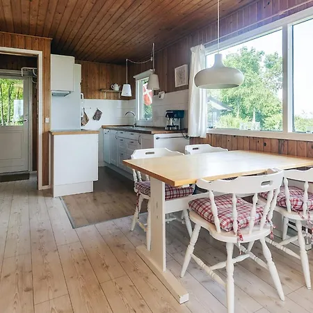 펜션 4 Person In Martofte